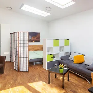 Appartement Apartment11 Wartburg, Keulen