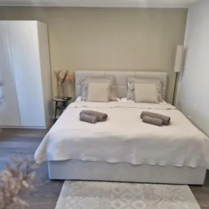 Apartment Gaestehaus In Rath-heumar, Köln