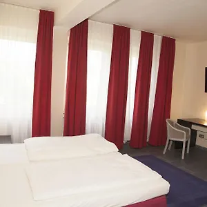 Otel A&o Hauptbahnhof, Köln