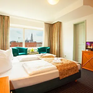 3* Hotel Ina Hotel Royal
